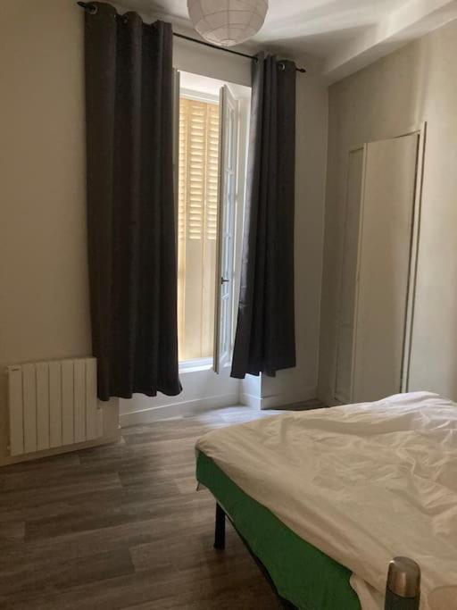 Fontainebleau Hypercentre Place D'Armes 2 Chambres المظهر الخارجي الصورة